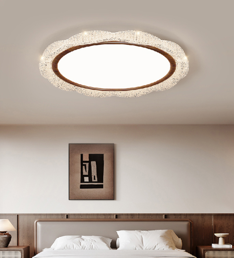 Plafonieră LED „Cloud Silhouette” – Design organic cu finisaj lemn si cristal